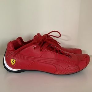 Vintage Puma Ferrari racing shoes
